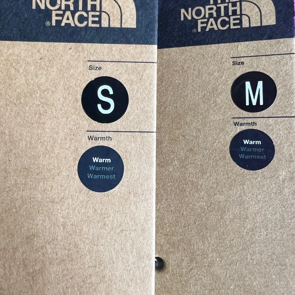 The North Face kids sage green suave oso gloves